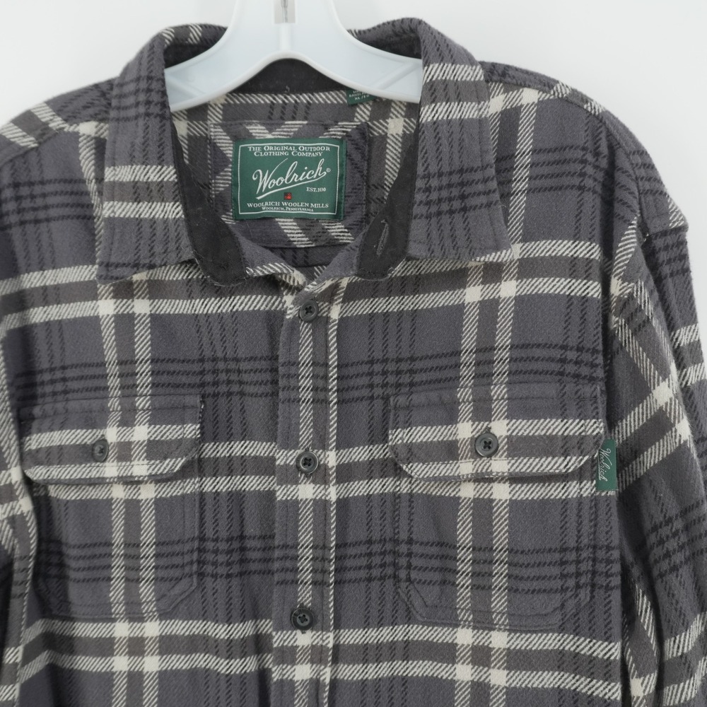 Woolrich Flannel Shirt Mens XL Grey Plaid Button Down Long Sleeve Cotton Pocket
